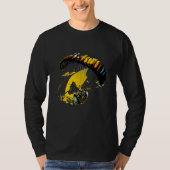 Cool paraglider in fast paced action tシャツ (正面)
