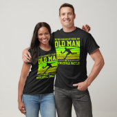 Cool Pickleball Never Understimate An Old Man With Tシャツ (ユニセックス)