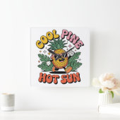 Cool Pine Hot Sun Retro Pineapple Summer Vibes スクエア壁時計 (ホーム)