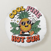 Cool Pine Hot Sun Retro Pineapple Summer Vibes ラウンドクッション (裏面)