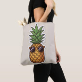 Cool Pineapple with Sunglasses トートバッグ (クローズアップ)