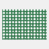 Cool Saint Patrick's Day tiled clovers  ラッピングペーパーシート (正面)