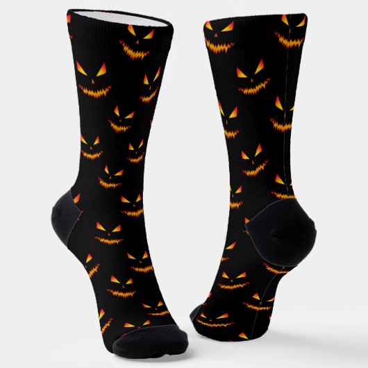 Cool scary Jack O'Lantern Halloween Black pattern ソックス (傾斜あり)