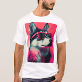 Cool Siberian Husky dog with sunglasses Tシャツ (正面)