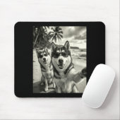 Cool siberian husky funny dog selfie beach マウスパッド (マウス)