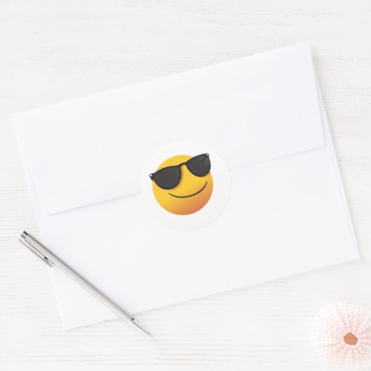 Cool Smiley Sticker | Fun Emoji Design ラウンドシール (封筒)