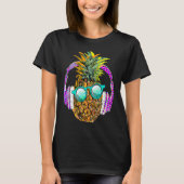 Cool Summer Pineapple Graphic Illustration Outfit  Tシャツ (正面)