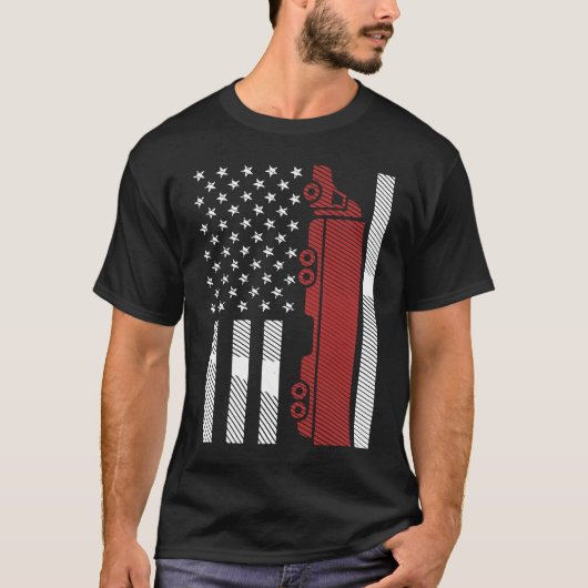 Cool US American Flag Semi Truck Driver 18 Wheeler Tシャツ (正面)