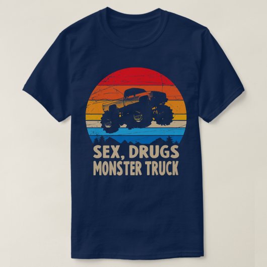 Cool Vintage Retro Monster Truck Tシャツ (デザイン正面)