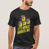 Cool WASD PCゲーマー キーボード これが私を動かす ゲーム Tシャツ (正面)