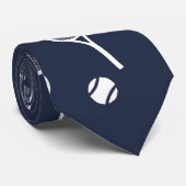 Cool White Retro Tennis Racquets Pattern Navy Blue ネクタイ (ロール)