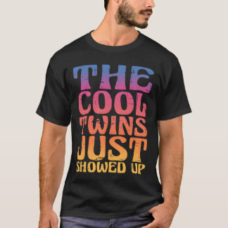 Coolwinsがやってきた一家 Tシャツ