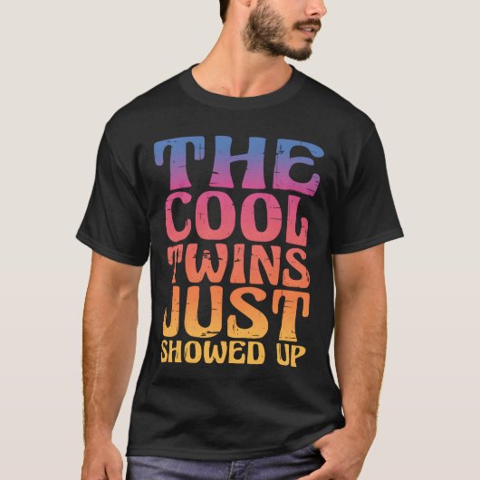 Coolwinsがやってきた一家 Tシャツ (正面)