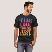 Coolwinsがやってきた一家 Tシャツ (正面フル)