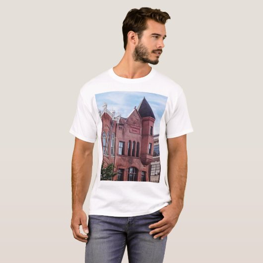 Cooperstown NY – 第一国立銀行建物 Tシャツ (正面フル)