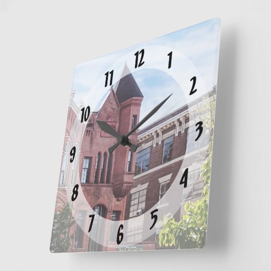 Cooperstown NY - First National Bank Building スクエア壁時計 (傾斜)