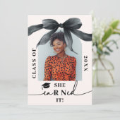 Coquette Bow Nurse 4-Photo Graduation 招待状 (スタンド正面)