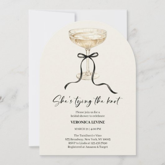 Coquette Bow She’s Tying the Knot Bridal Shower  招待状 (正面)