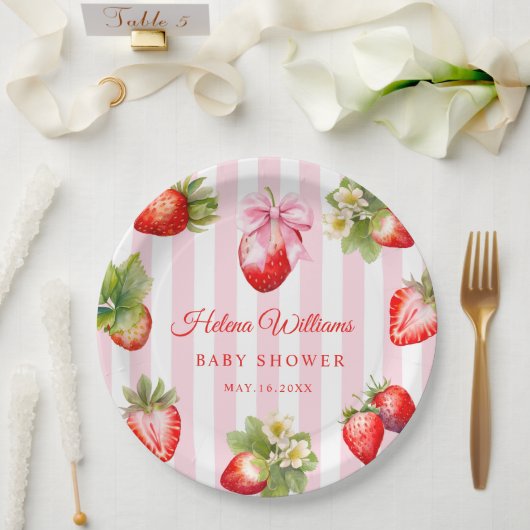 Coquette Bow Strawberries Baby Shower ペーパープレート (ウェディング)