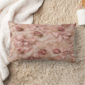 Coquette Lace & Pearls Pillow ランバークッション (ブランケット)