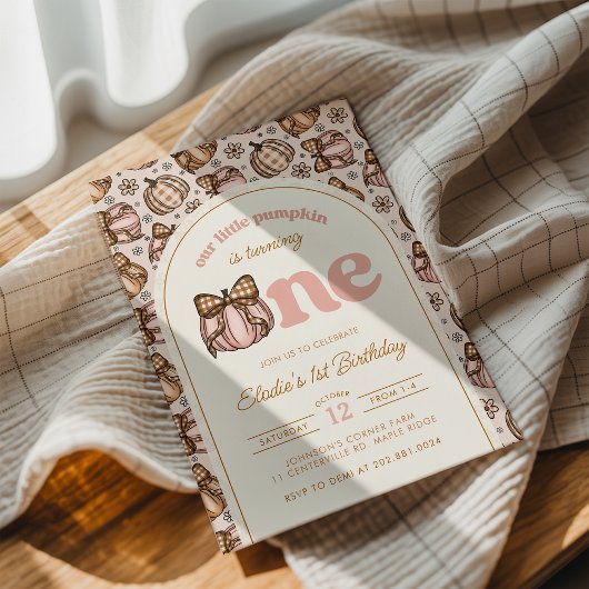 Coquette Pumpkin Gingham Fall Floral 1st Birthday 招待状