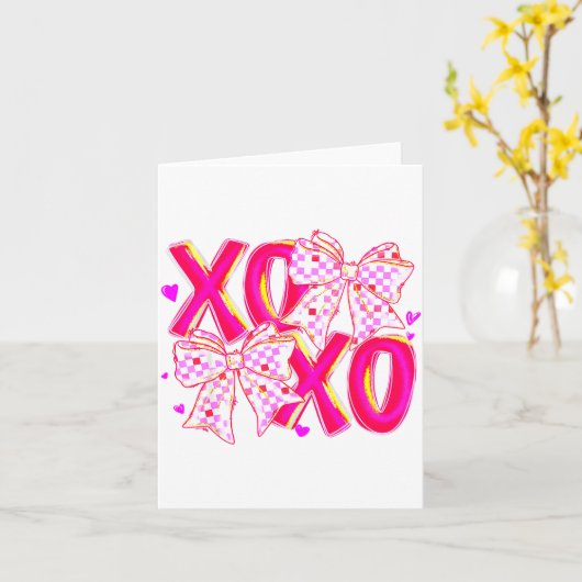 Coquette Valentine Xoxo Funny Valentine Bow Hearts カード (黄色い花)