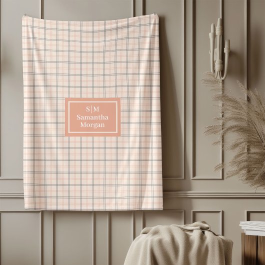 Coral Grey Plaid Throw Personalized Trendy Look フリースブランケット