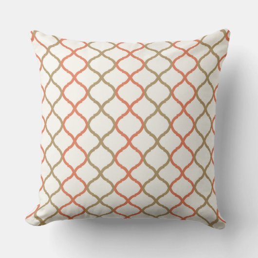 Coral Tan Quatrefoil Pattern Moroccan Trellis クッション (正面)