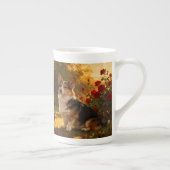 Corgi in the Roses I ボーンチャイナマグカップ (右)