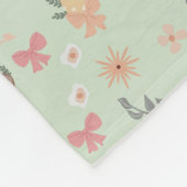 Corgi Mint Garden Floral Seamless Pattern フリースブランケット (角)