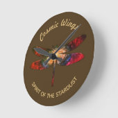 Cosmic Dragonfly • Galaxy Wings (数字なし) ラウンド壁時計 (傾斜)