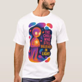 Cosmic Glow Character & Inspirational Art Tシャツ (正面)