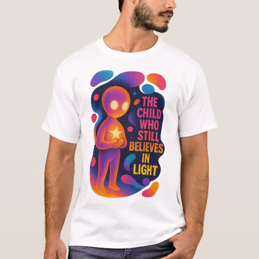 Cosmic Glow Character & Inspirational Art Tシャツ (正面)