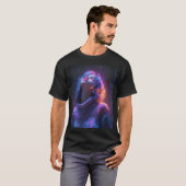: "Cosmic Glow Graphic Tee – 未来的ファッションSt Tシャツ (正面フル)