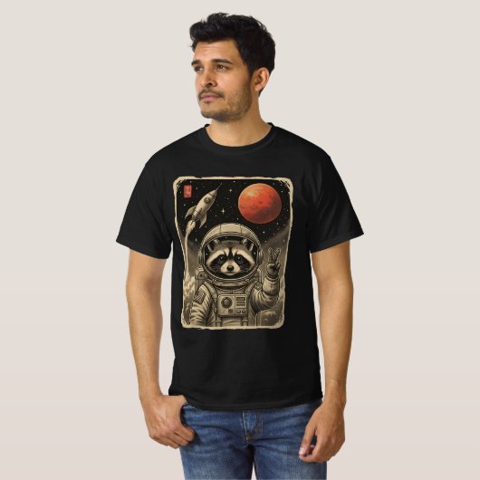 Cosmic Peacekeeper: The Selfie-Taking Astronaut Tシャツ (正面フル)