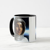 Cosmonaute hyperréaliste lunaire マグカップ (正面左)