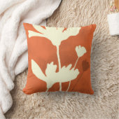 Cosmosフローラシルエット（オレンジ色の背景） クッション (ブランケット)