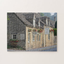 Cotswoldsのジグソーパズルの村のパブ ジグソーパズル