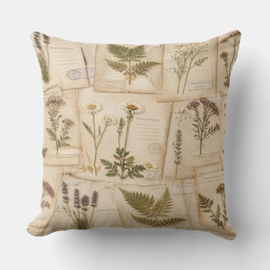 Cottagecore Herbarium Pillow クッション (正面)