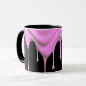 Coulure de peinture rose sur fond noir. マグカップ (正面左)