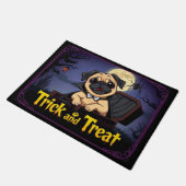 Count Pug Trick And Treat ドアマット (アングル)