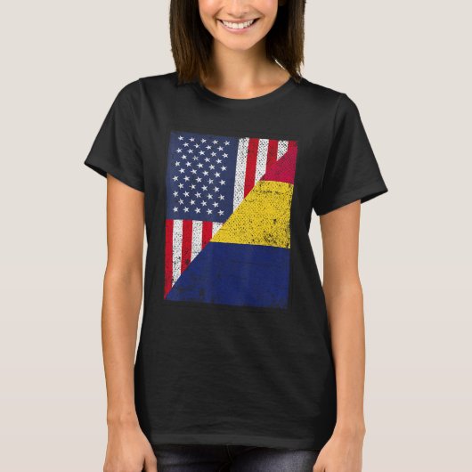 Country Flag Design Half USA Half Chad Tシャツ (正面)