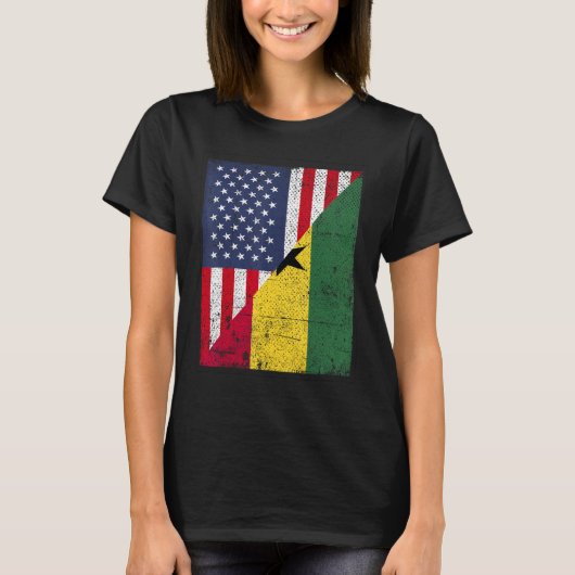 Country Flag Design  Half USA Half Ghana Tシャツ (正面)