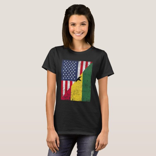 Country Flag Design Half USA Half Ghana Tシャツ (正面フル)