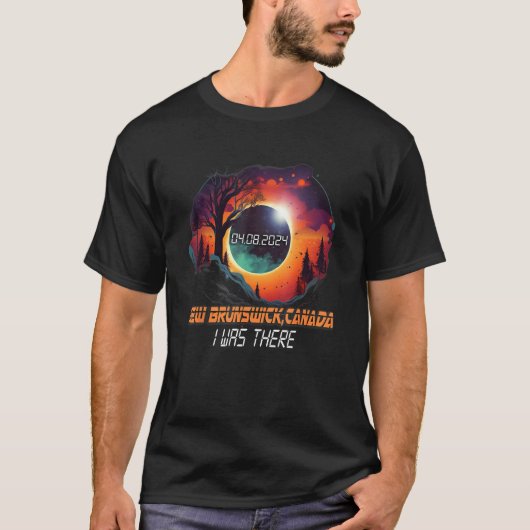 Countryside Total Solar Eclipse 2024 New Brunswick Tシャツ (正面)