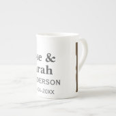 Couple name gray golden frame border wedding date  ボーンチャイナマグカップ (正面右)