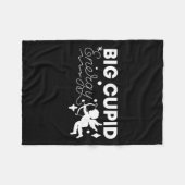 Couple Wife Husband Big Cud Energy Valentines Da  フリースブランケット (正面(横))