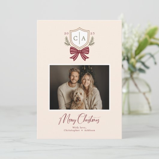 Couples Monogram Crest Bow Photo Christmas Card シーズンカード (スタンド正面)