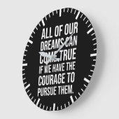 Courage To Pursue Dreams - Motivational ラージ壁時計 (傾斜)