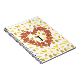 couronne d'automne sur son lit de feuilles ノートブック